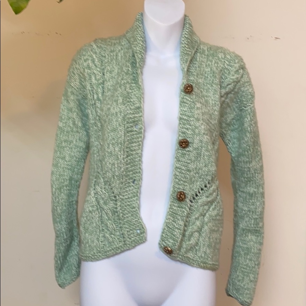 Hand crochet girls sweater size small 9-14 slim